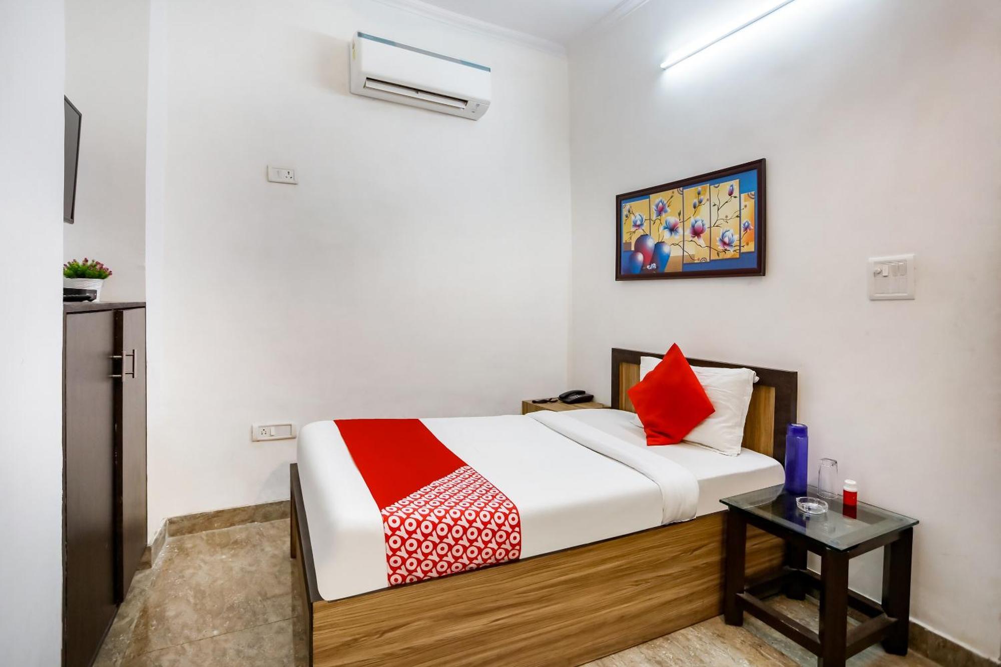 Hotel O Surya Inn Neu-Delhi Exterior foto